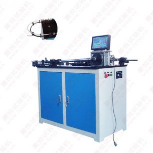 汽車?yán)髌谠囼?yàn)機(jī)